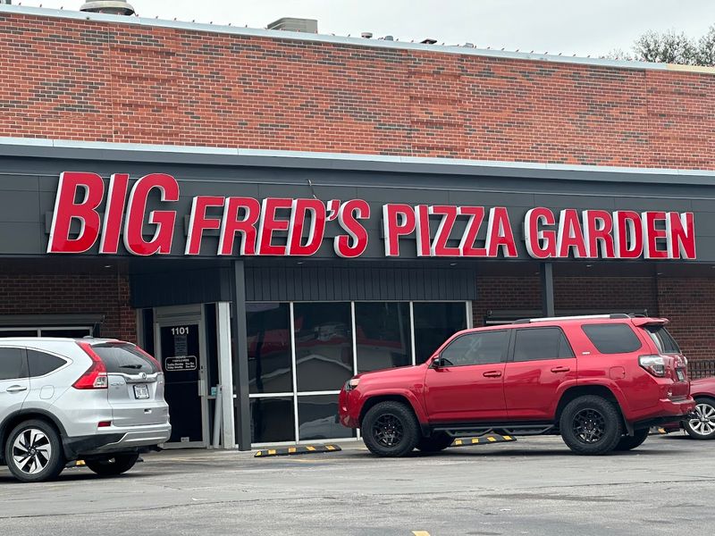 Big Fred's Pizza Garden & Lounge &ndash; Omaha, Nebraska
