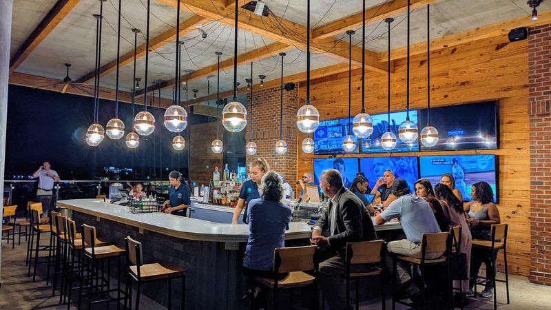 Eighteen85 Rooftop Bar & Kitchen
