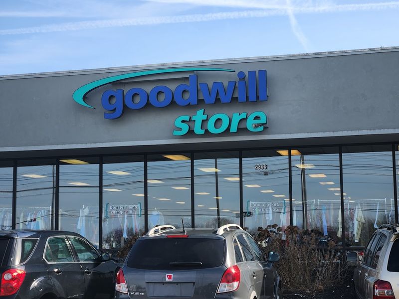 Goodwill Superstore (Morse Road)