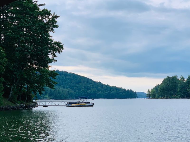 Boating Through Hidden Coves and Inlets