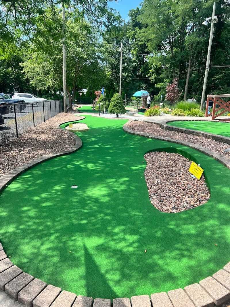 Putt U Miniature Golf