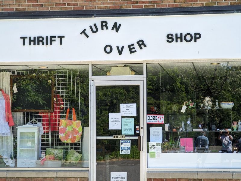 The Turnover Shop - Wilton, Fairfield County
