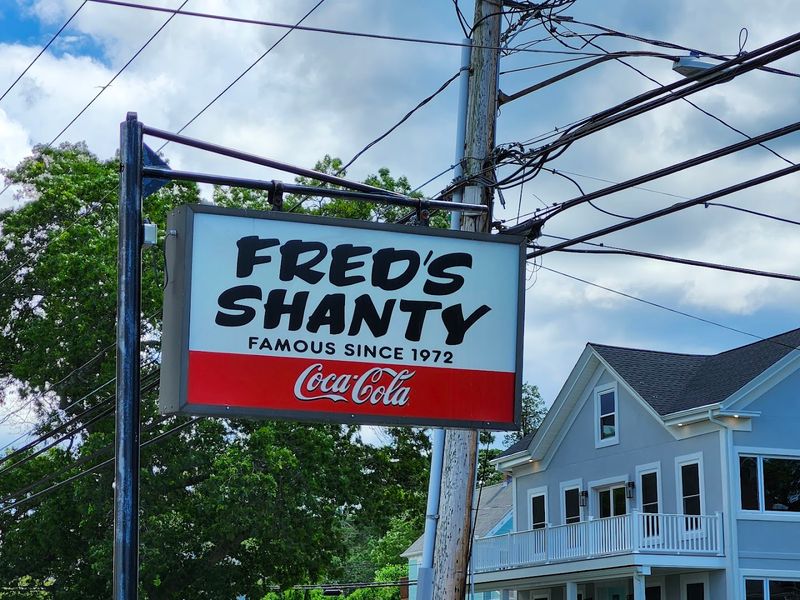 Fred's Shanty (New London)