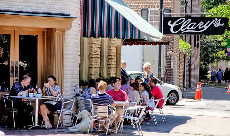 The Outdoor Dining Advantage