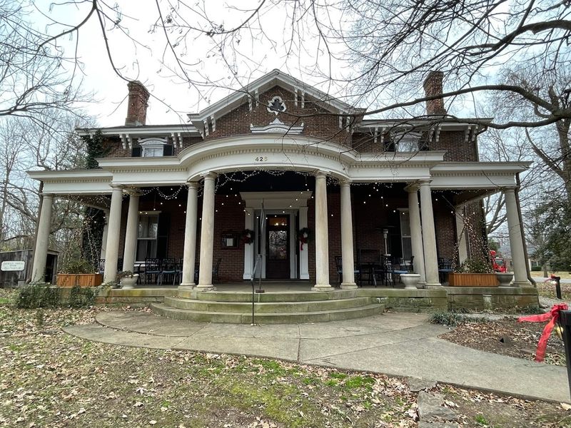 Holly Hill Inn &mdash; Midway, Kentucky