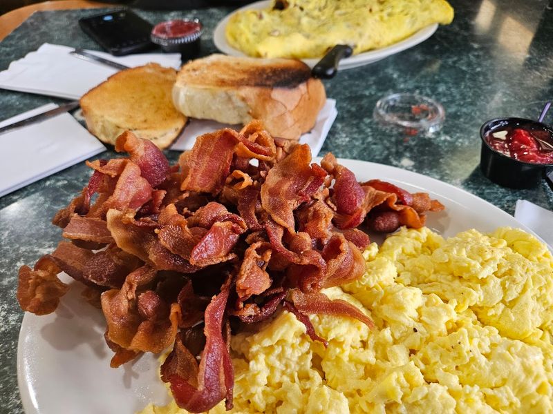 A Menu Built On Big Portions And Bigger Confidence