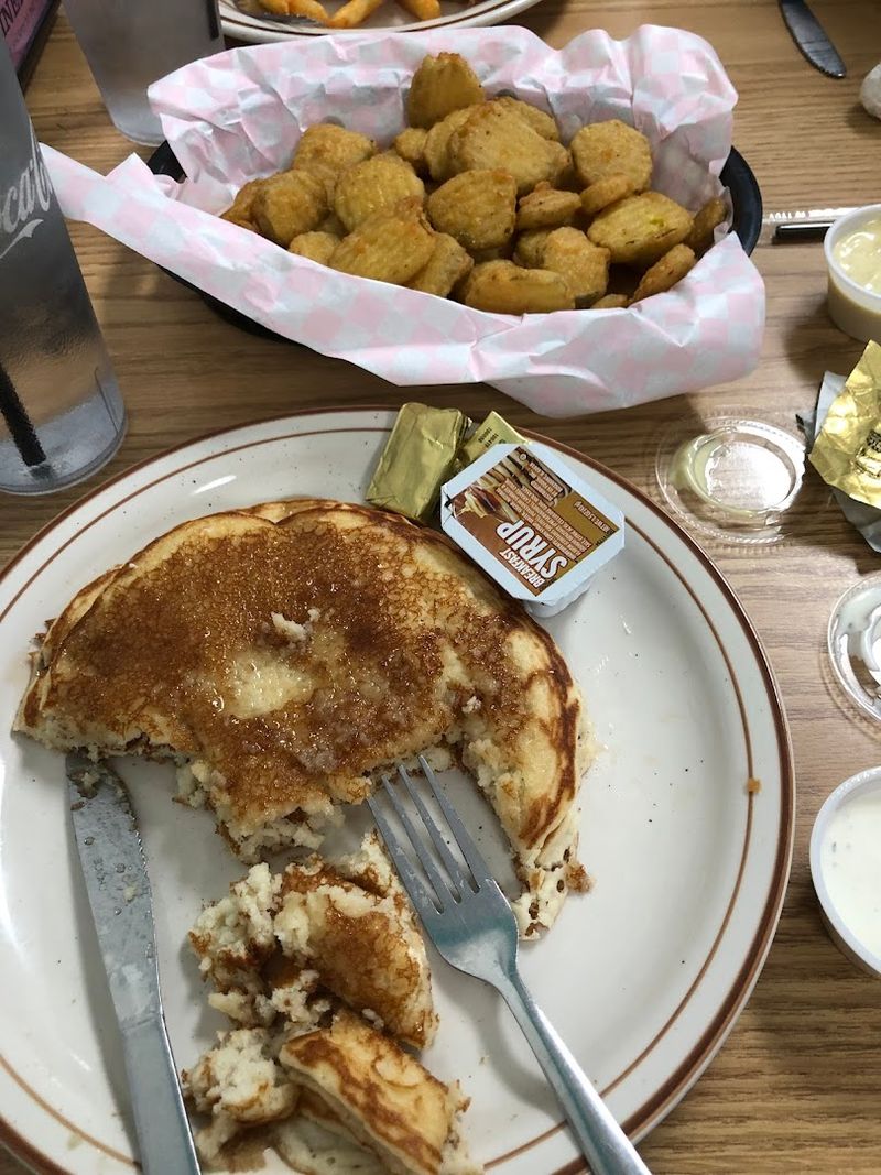 The Kind Of Breakfast That Feels Like Old-School America