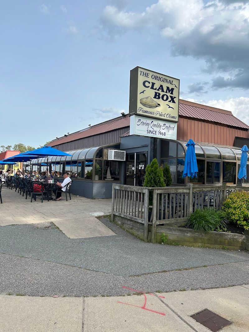 The Clam Box (Quincy)