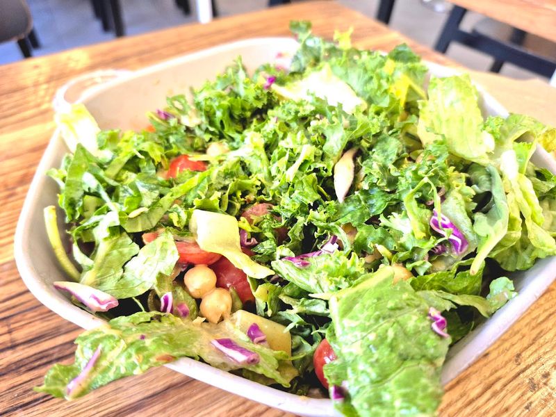 sweetgreen (39 JFK St)