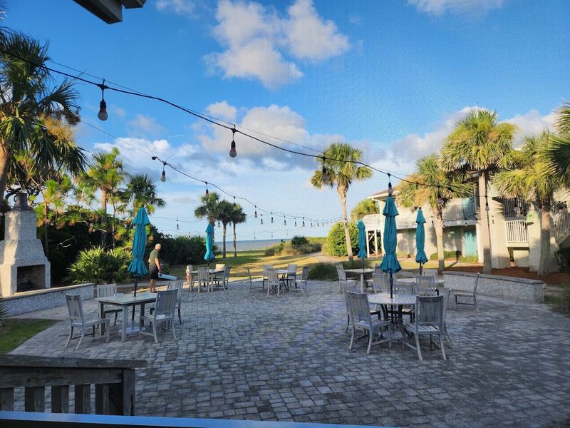 Beach House Restaurant + Tap Room