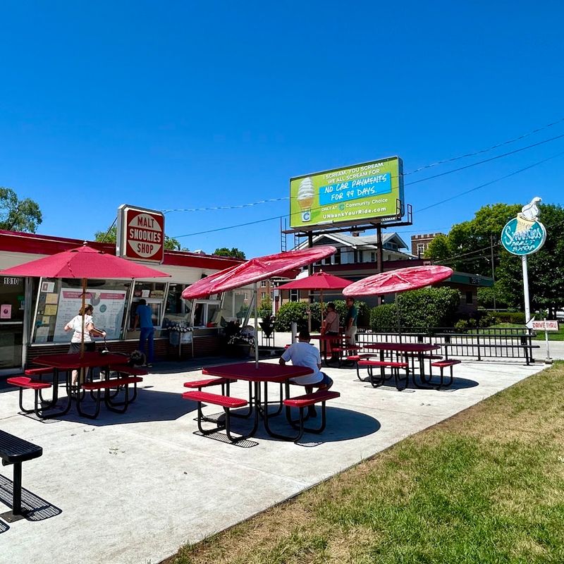 Snookies Malt Shop - Des Moines