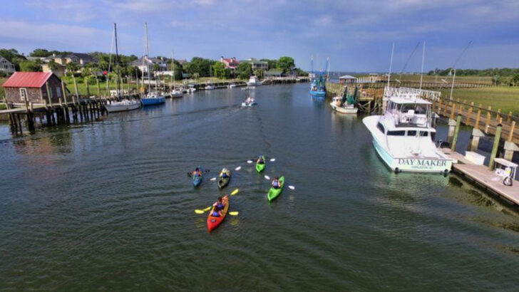 10 South Carolina Kayaking Trips That Take You Through Incredible Coastal Scenery