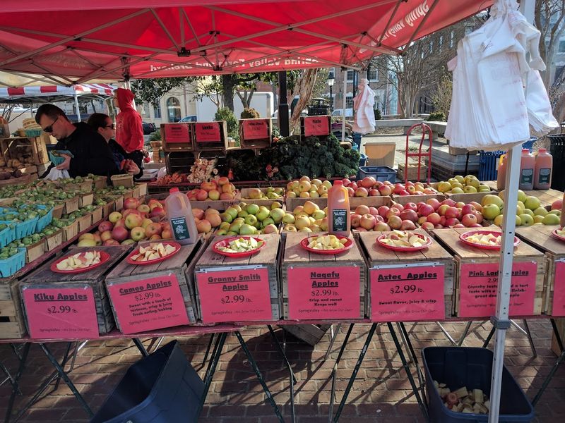Old Town Alexandria Farmers' Market