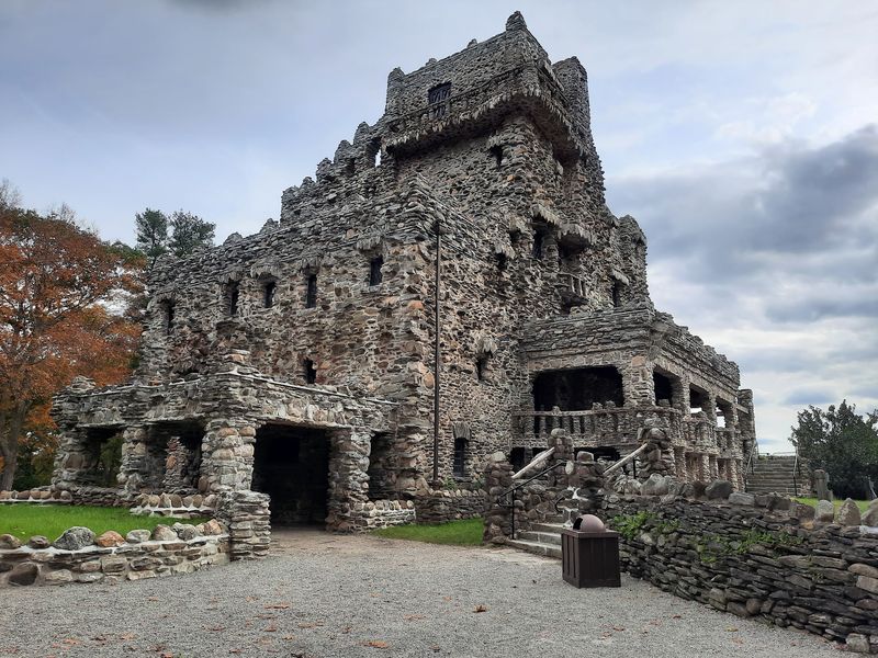Gillette Castle State Park (East Haddam)