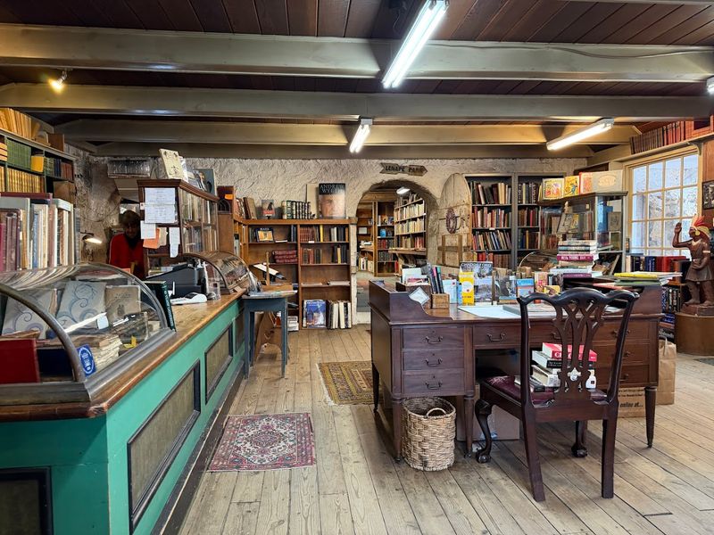 Baldwin's Book Barn