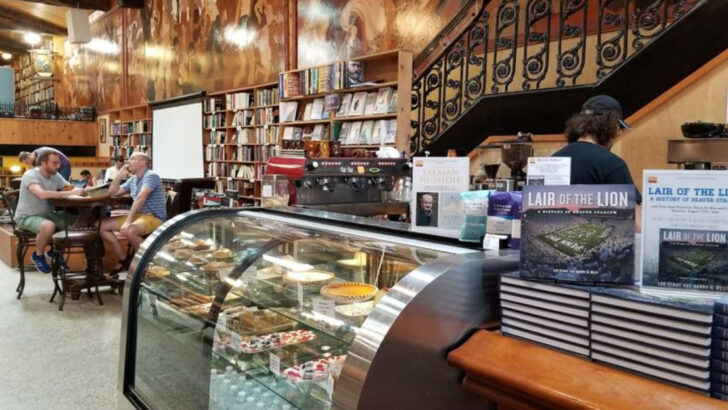 11 Pennsylvania Bookstores Where Coffee And Great Stories Go Hand In Hand