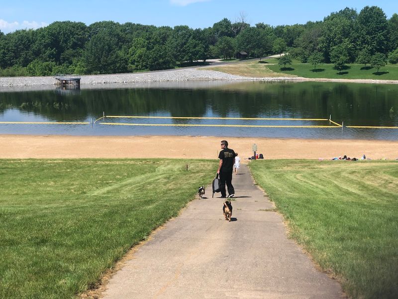 Kent Park Beach (F.W. Kent Park)