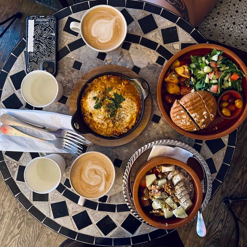 Pause Cafe