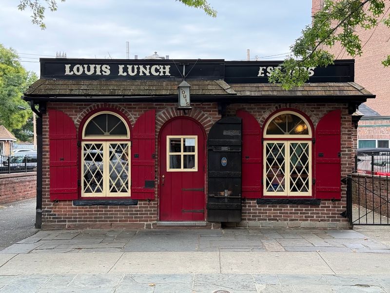 Louis' Lunch — New Haven