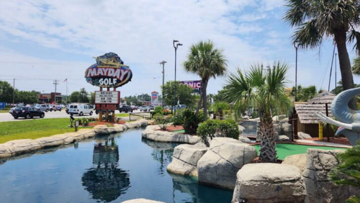 12 South Carolina Mini Golf Courses That Make Family Fun Even Better