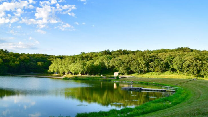 13 Peaceful Parks Around Iowa That Make a Busy Week Feel Far Away