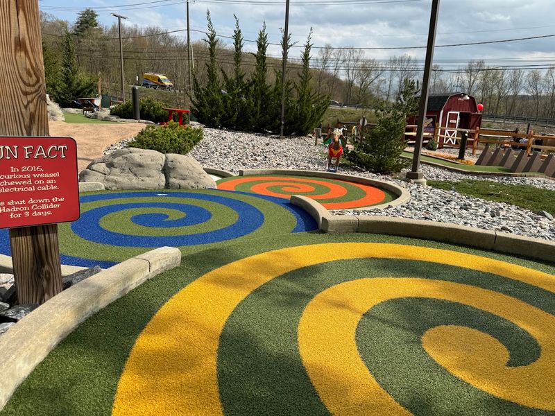 Matterhorn Mini Golf &ndash; Canton