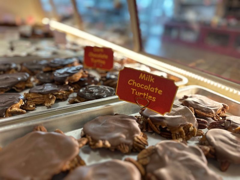 Sweetheart Chocolates, Clarion, Wright County