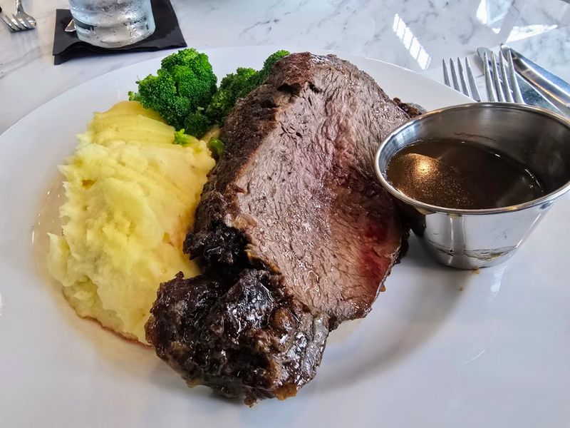 Premium Steaks That Keep Guests Coming Back