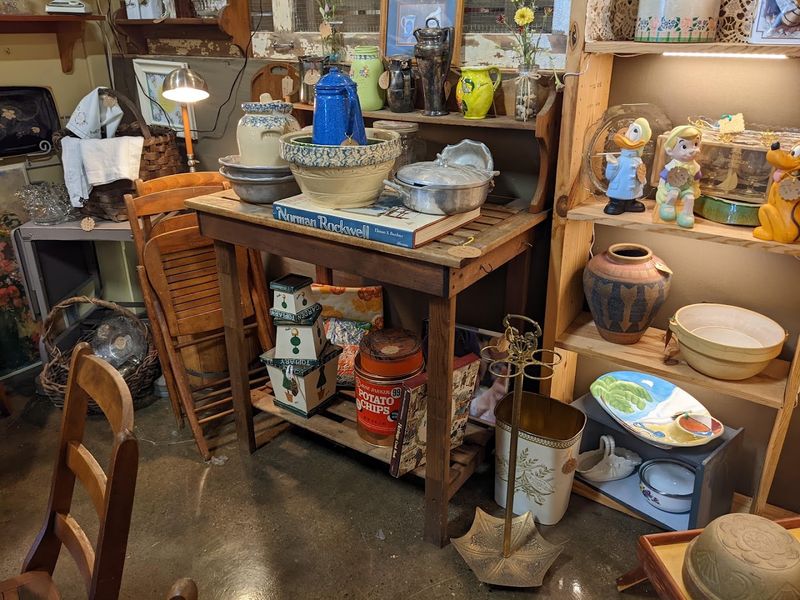 Vintage Home D&eacute;cor Inspiration for Every Style