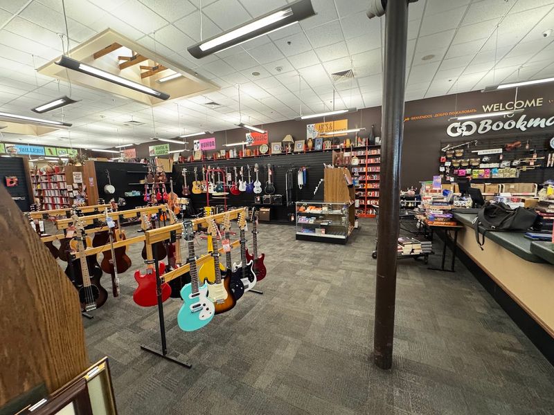 Why Budget-Conscious Readers Love Bookmans