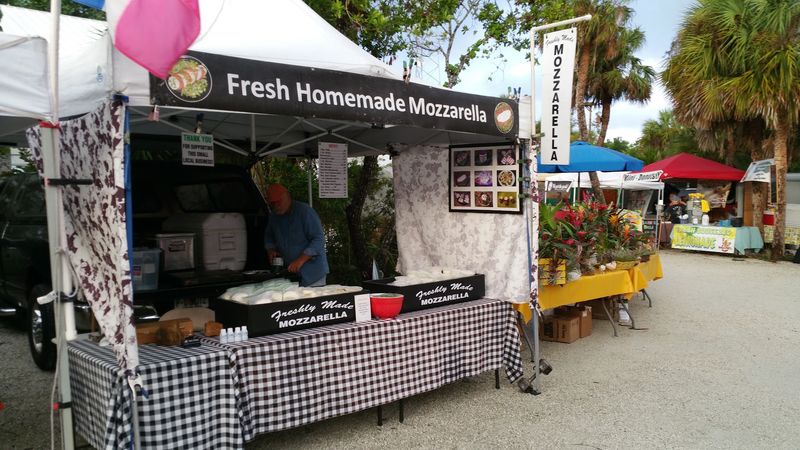 Sanibel Island Farmers Market (Sanibel)