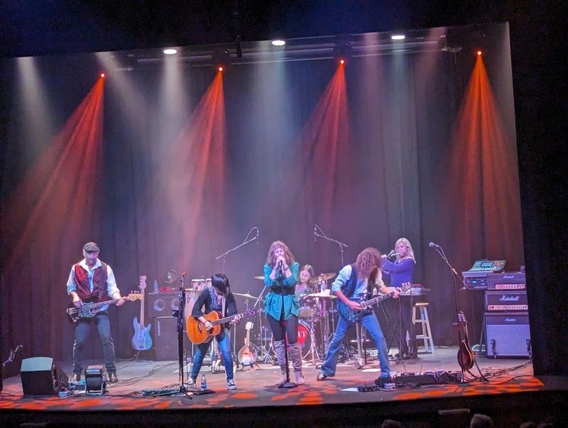 Tybee Post Theater Outdoor Concerts - Tybee Island