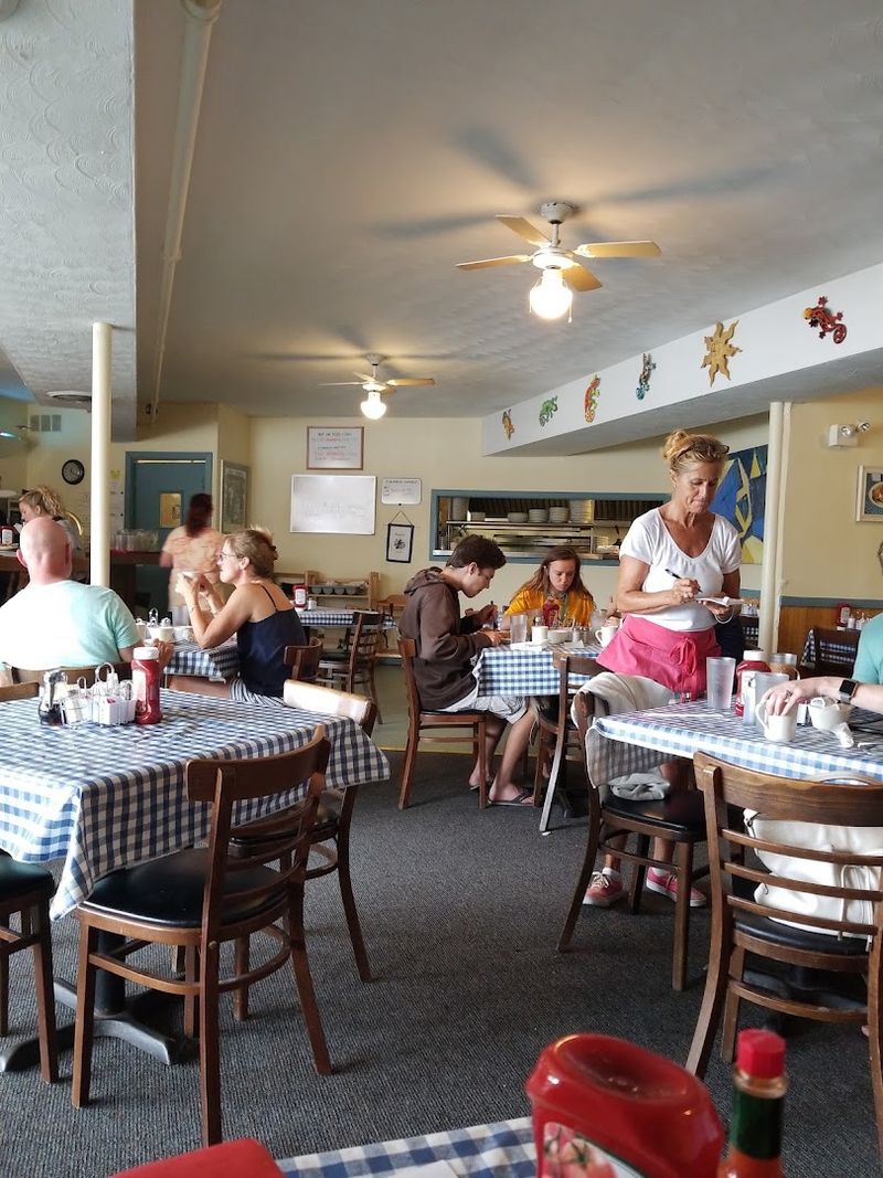 Bluebird Café — Wakefield