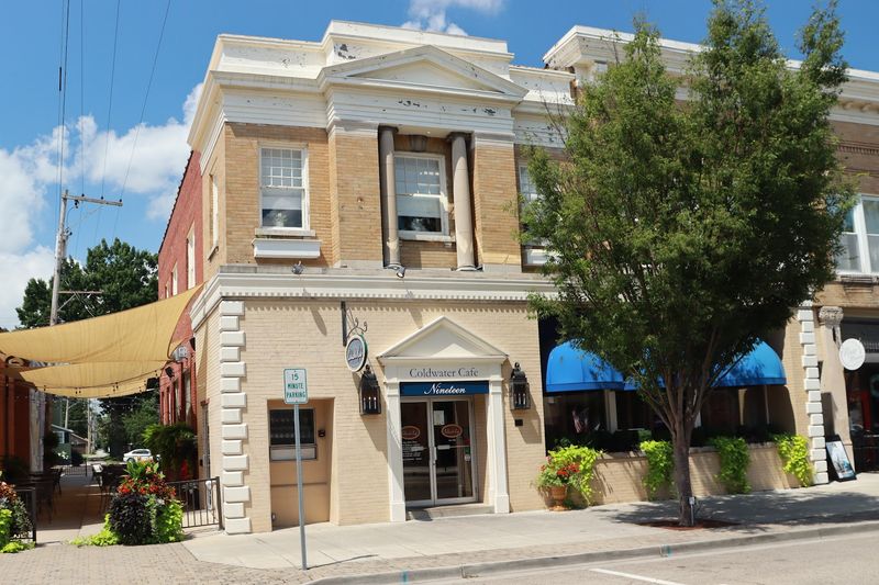 Coldwater Café — Tipp City