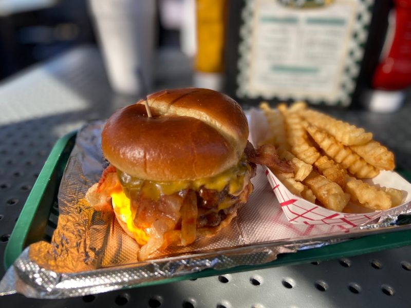 MoJoe&rsquo;s Burger Joint - Raleigh
