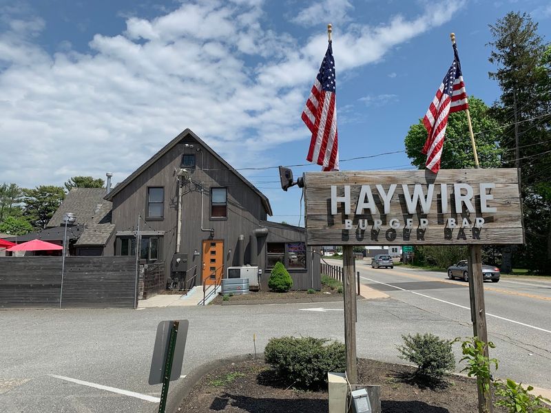 Haywire Burger Bar — Westbrook