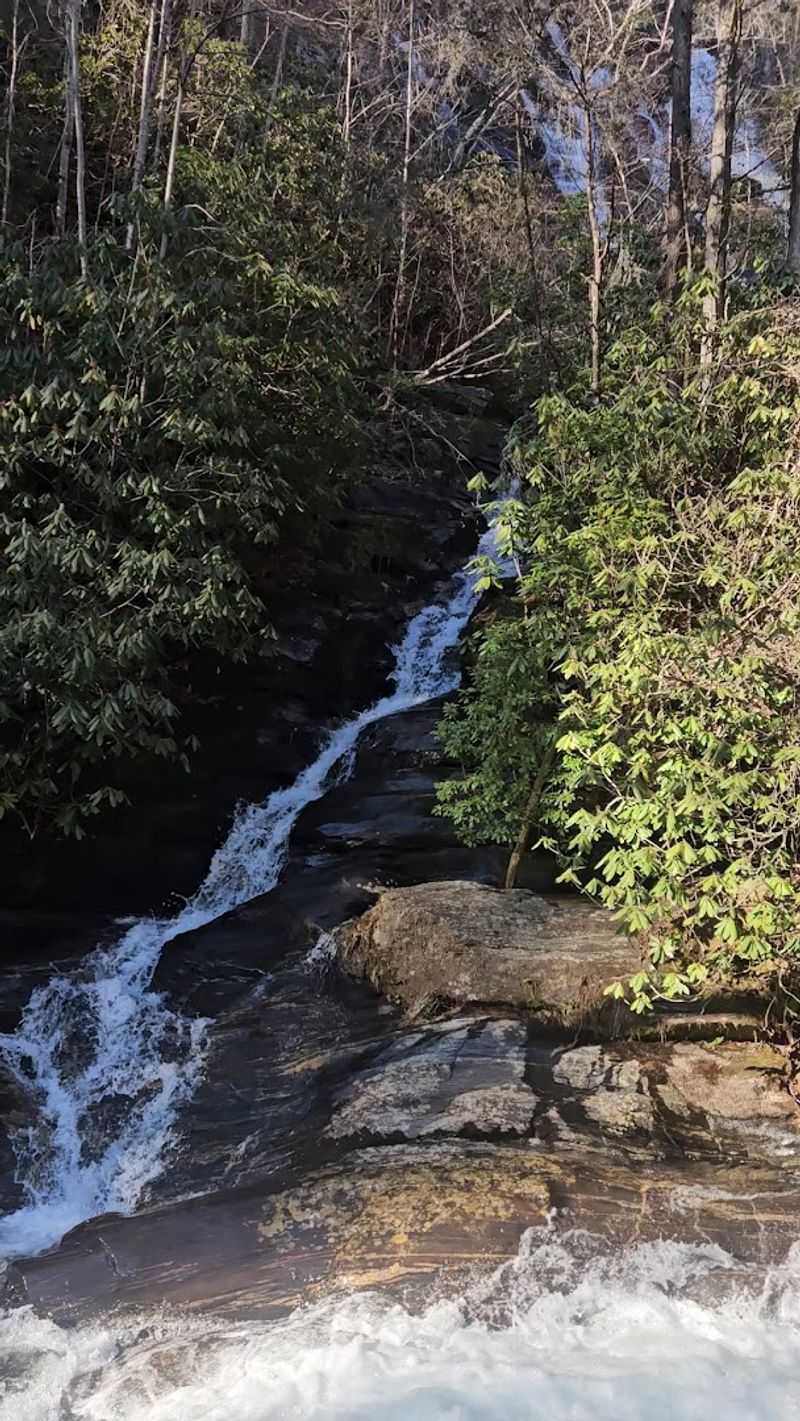 Dukes Creek Falls Trail &ndash; Chattahoochee National Forest