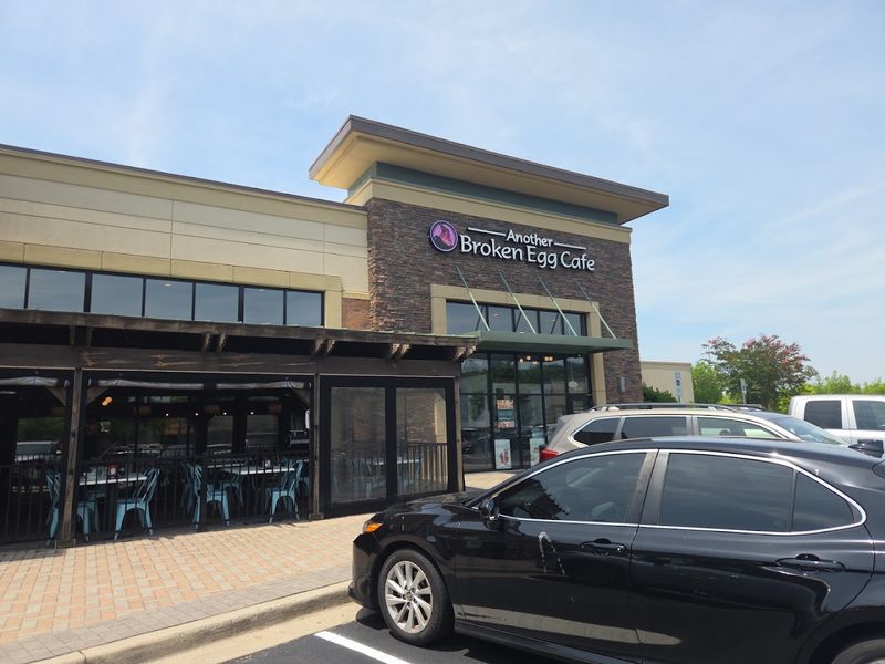 Another Broken Egg Cafe - Greenville