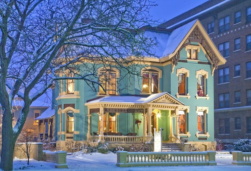 The Kalamazoo House Bed & Breakfast &ndash; Kalamazoo