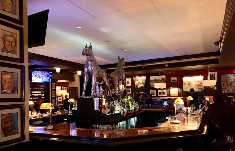 An Atmosphere That Balances Elegance With Comfort