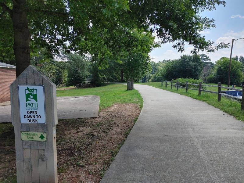 Stone Mountain Trail (Atlanta &rarr; Stone Mountain Park)