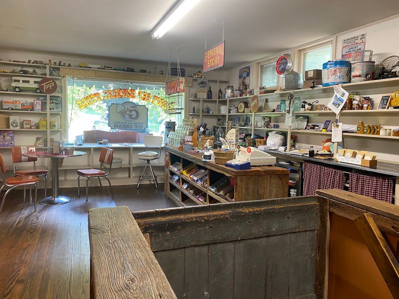Kings Gap Store &mdash; Carlisle