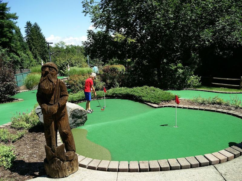 Lumberjack Pass Miniature Golf - Lake George, Warren County
