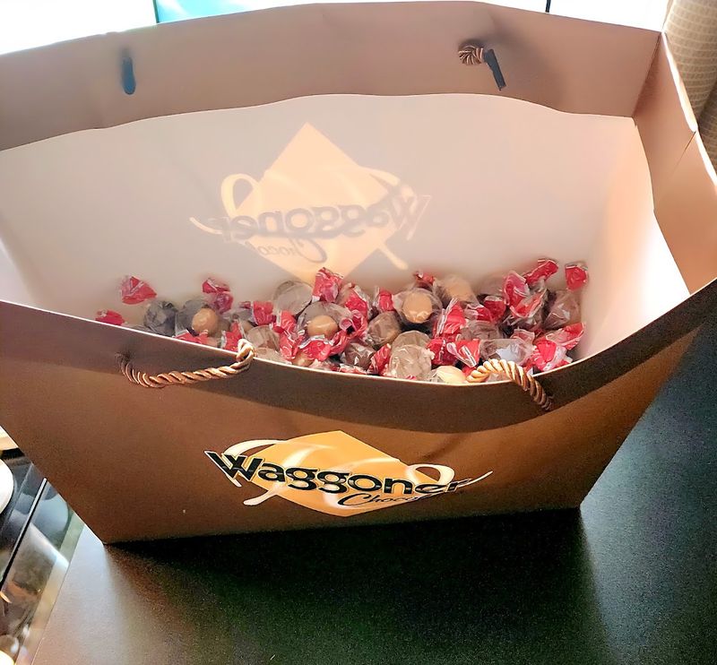 Waggoner Chocolates (North Canton)