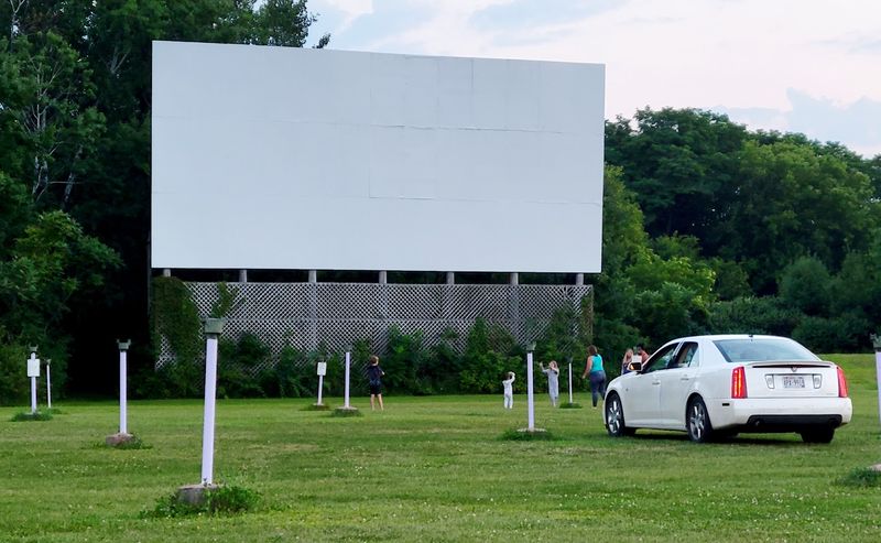 Big Sky Drive-In - Wisconsin Dells, Columbia County