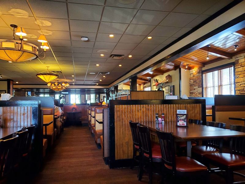 Comfortable Western Atmosphere
