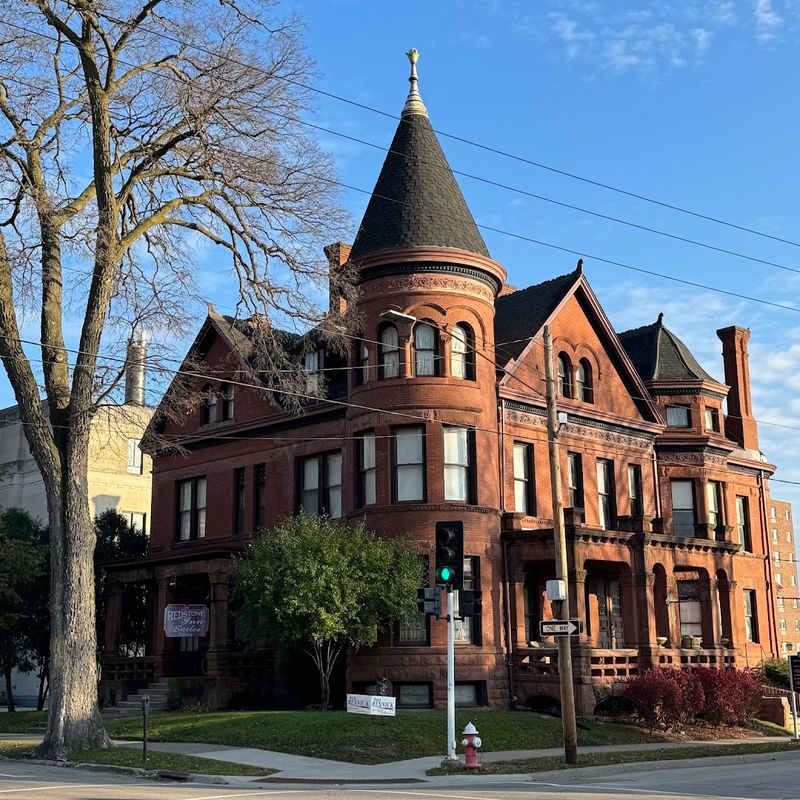 Redstone Inn, Dubuque, Dubuque County
