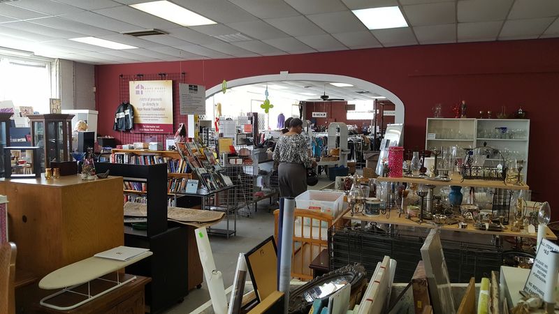 Hope House Thrift Store (Norfolk)