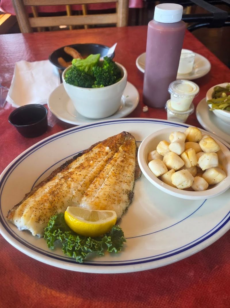 Sanitary Fish Market & Restaurant — Morehead City