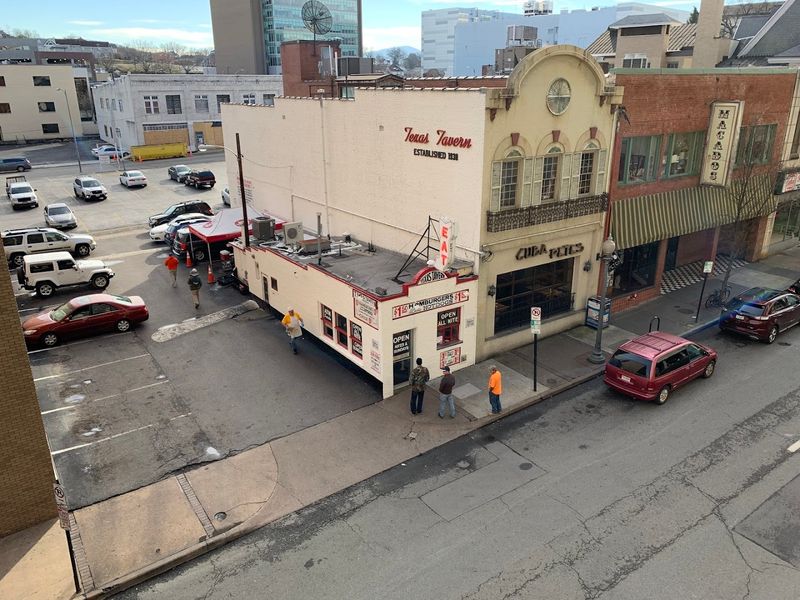 Texas Tavern &ndash; Roanoke